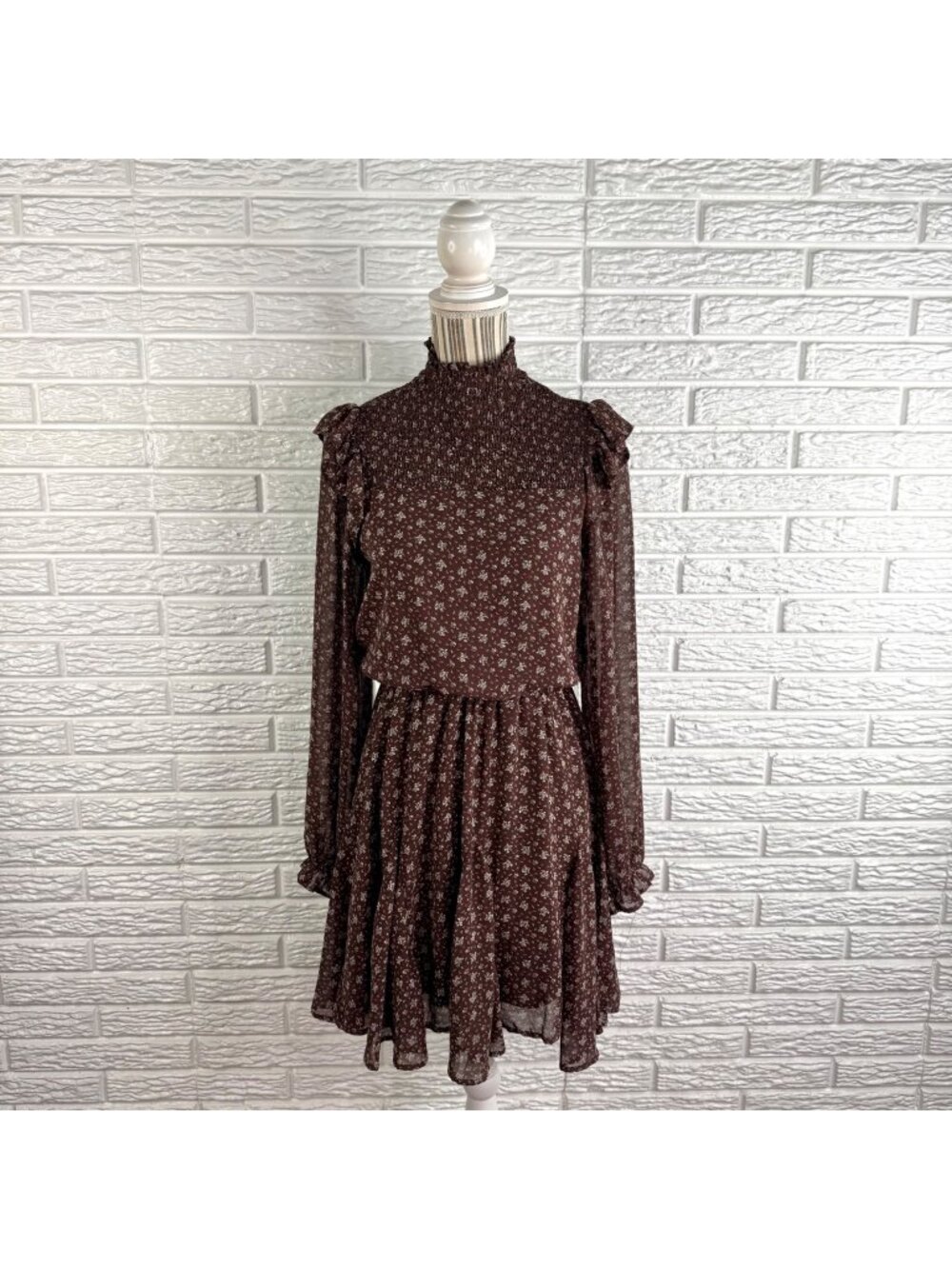 Leela & Lavender Ditsy Floral Mini Dress High Smocked Brown Chiffon Small Modest
